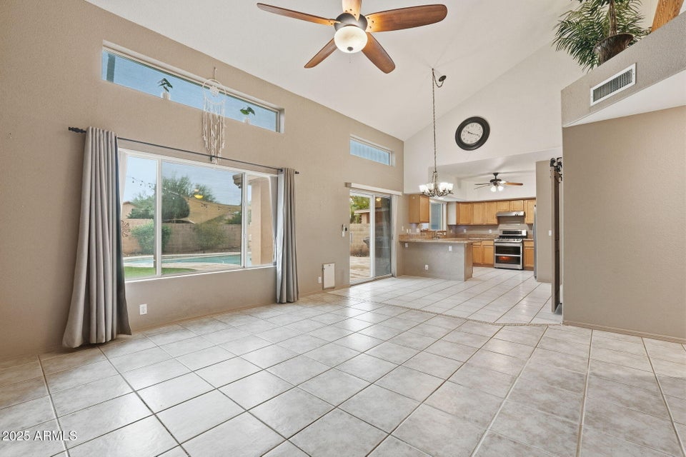 Phoenix, Arizona, 85048, United States, 4 Bedrooms Bedrooms, ,3 BathroomsBathrooms,Residential,For Sale,2009259