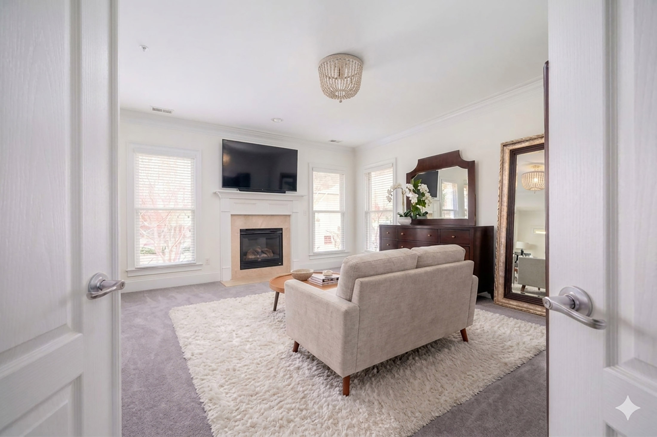  One-of-a-Kind Townhome in the Heart of Brookhaven - 物件實景