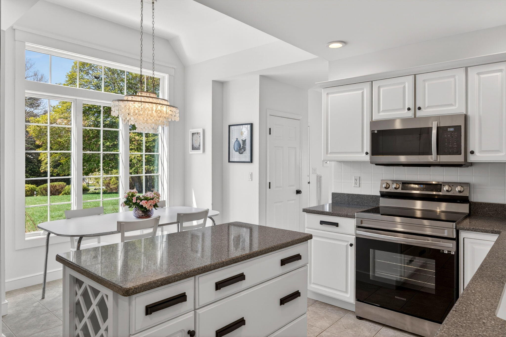  102 Waterford Drive - 物件實景