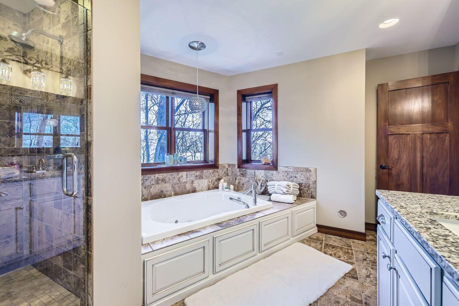 Deephaven, Minnesota, 55331, United States, 5 Bedrooms Bedrooms, ,5 BathroomsBathrooms,Residential,For Sale,1998829