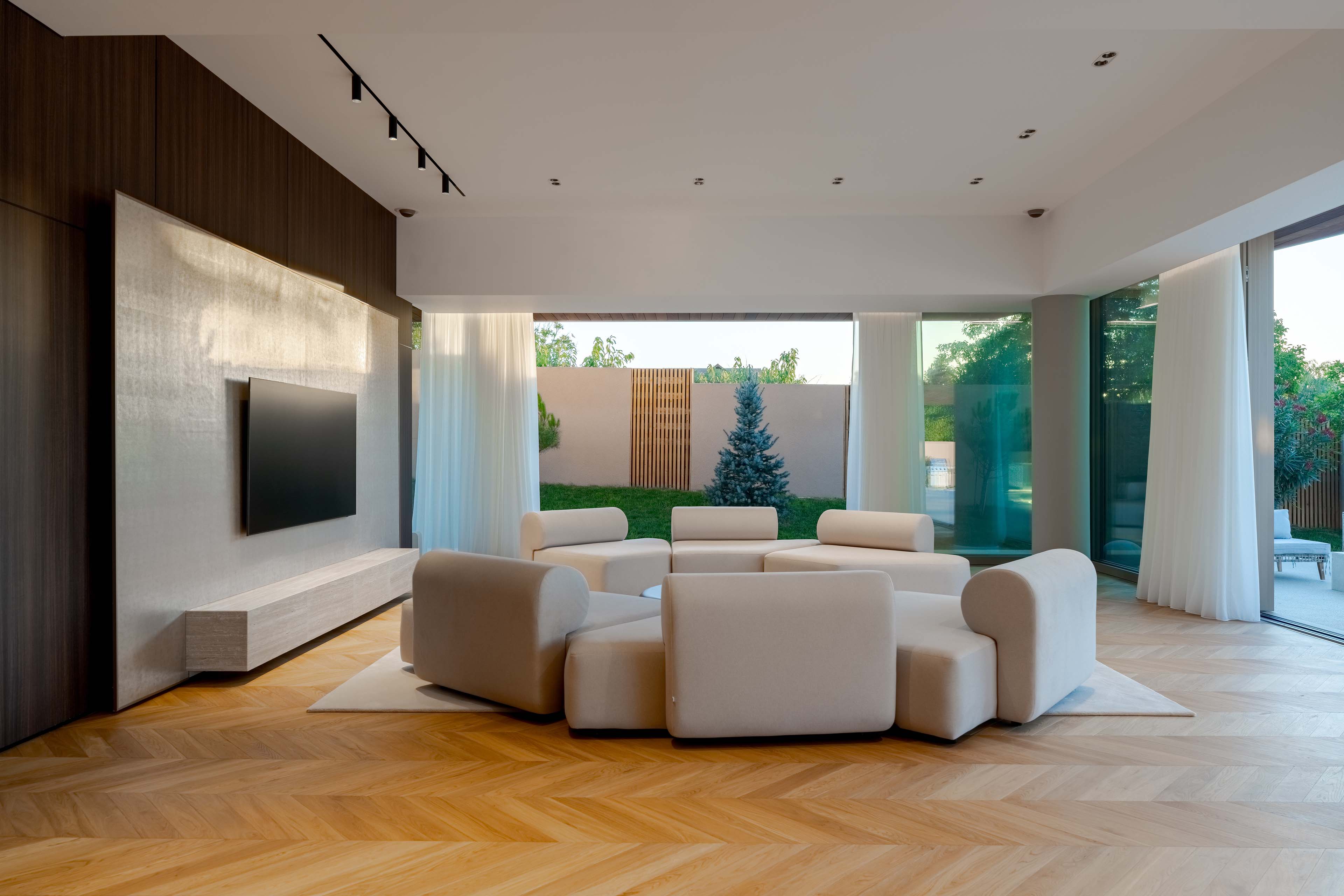  Unique Lakeside Villa on Snagov Lake, Romania - 物件實景