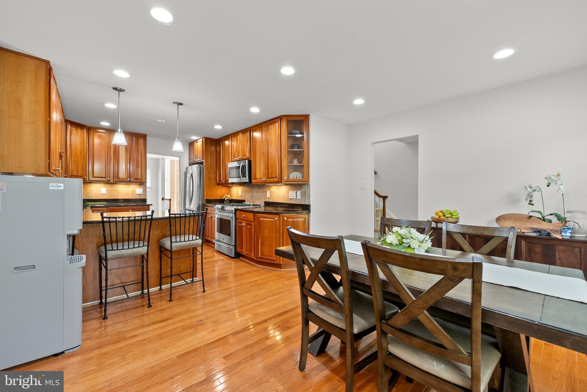 Fairfax, Virginia, 22032, United States, 3 Bedrooms Bedrooms, ,4 BathroomsBathrooms,Residential,For Sale,1945020