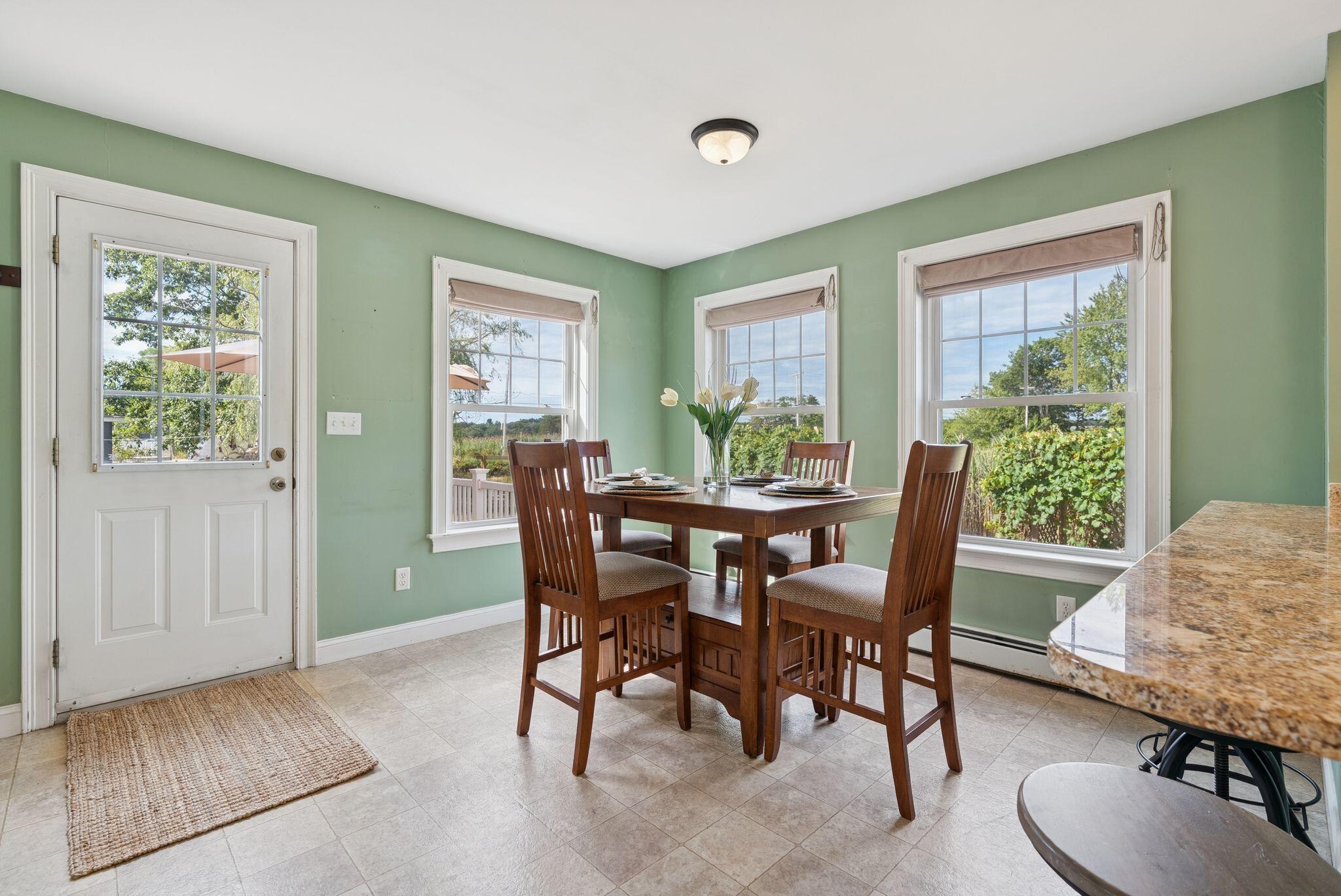 Saco, Maine, 04072, United States, 4 Bedrooms Bedrooms, ,2 BathroomsBathrooms,Residential,For Sale,1933536