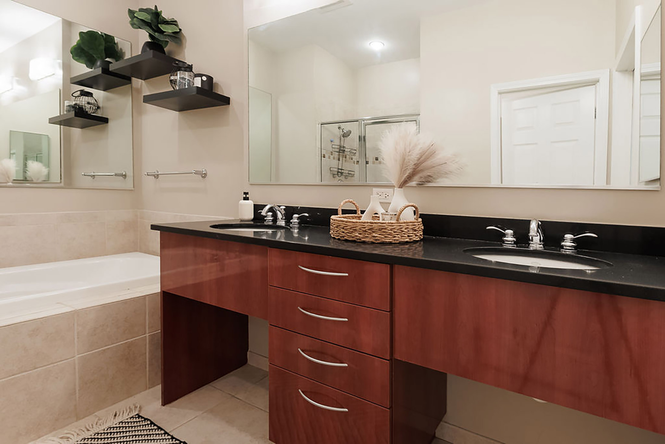  Buckhead One Bedroom Condo with Oversized Private Balcony - 物件實景