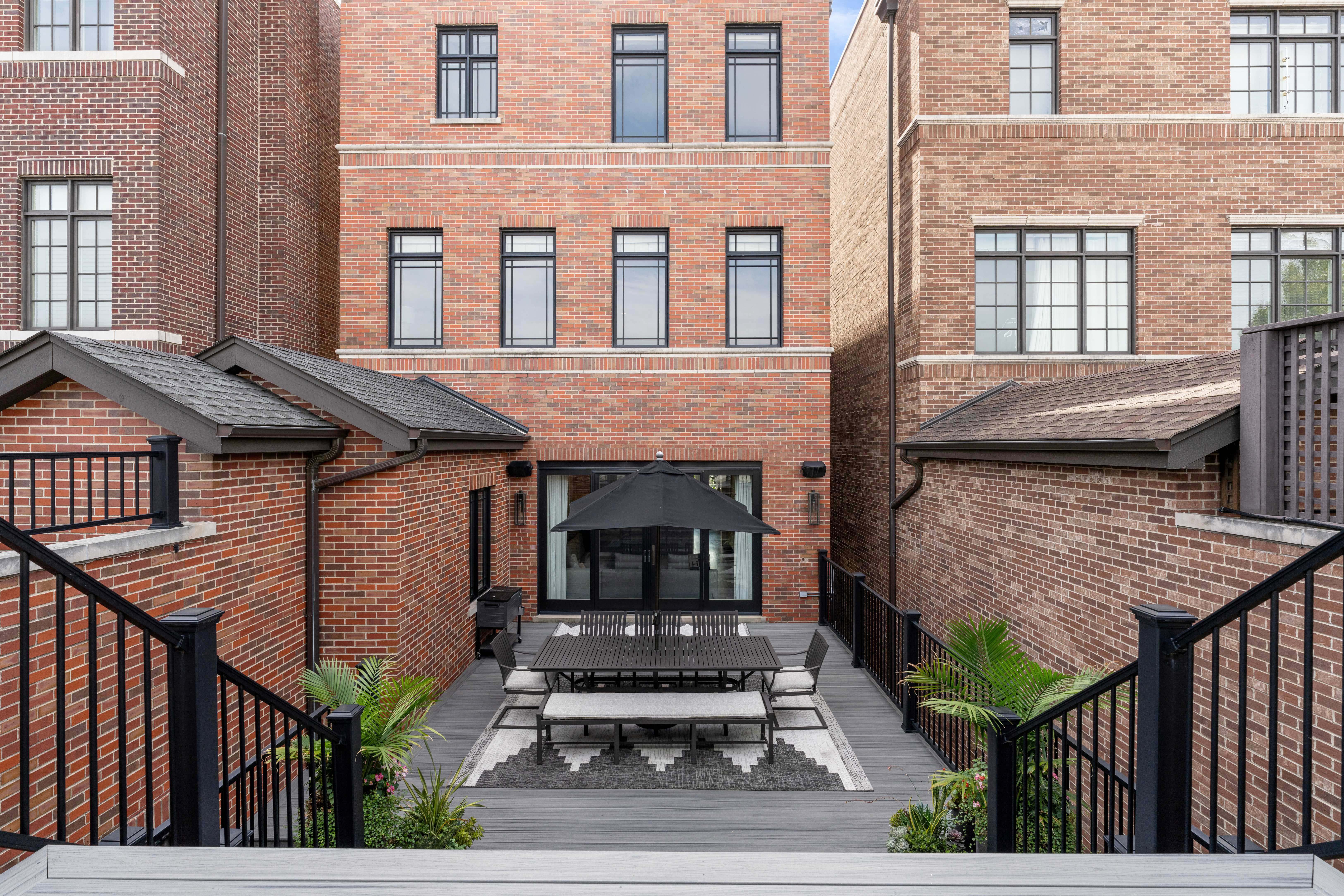  Architecturally Refined and Exceptionally Sophisticated - 物件實景