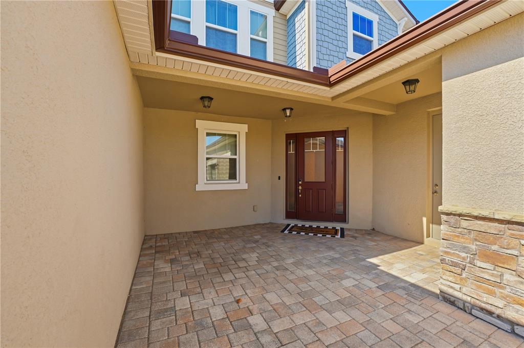 Winter Garden, Florida, 34787, United States, 5 Bedrooms Bedrooms, ,5 BathroomsBathrooms,Residential,For Sale,1987949