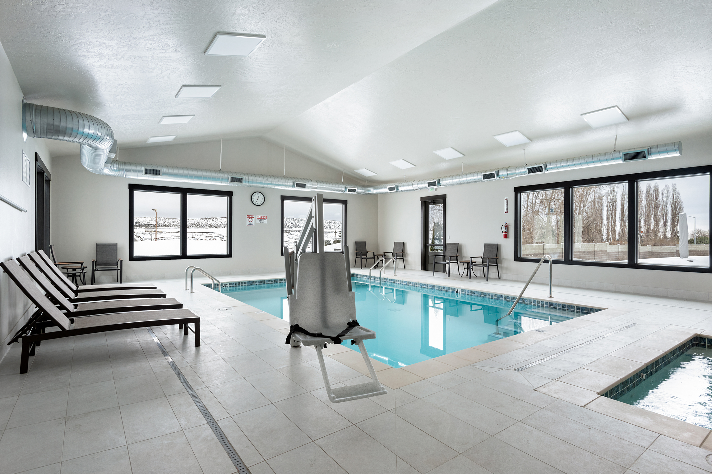  55+ Low Maintenance Living - 物件實景