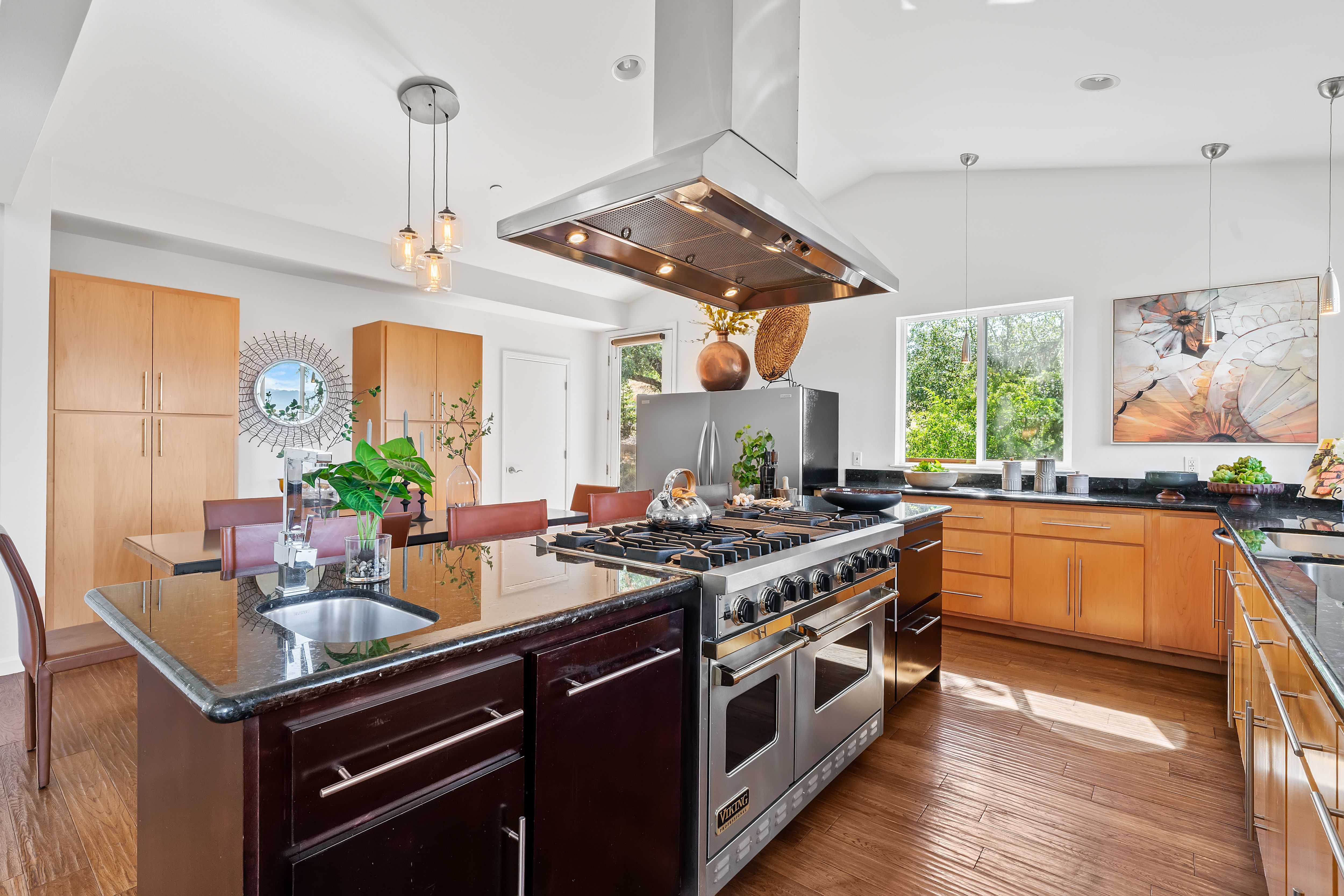  Exceptional Estate Perched On Over 11± Private Acres - 物件實景
