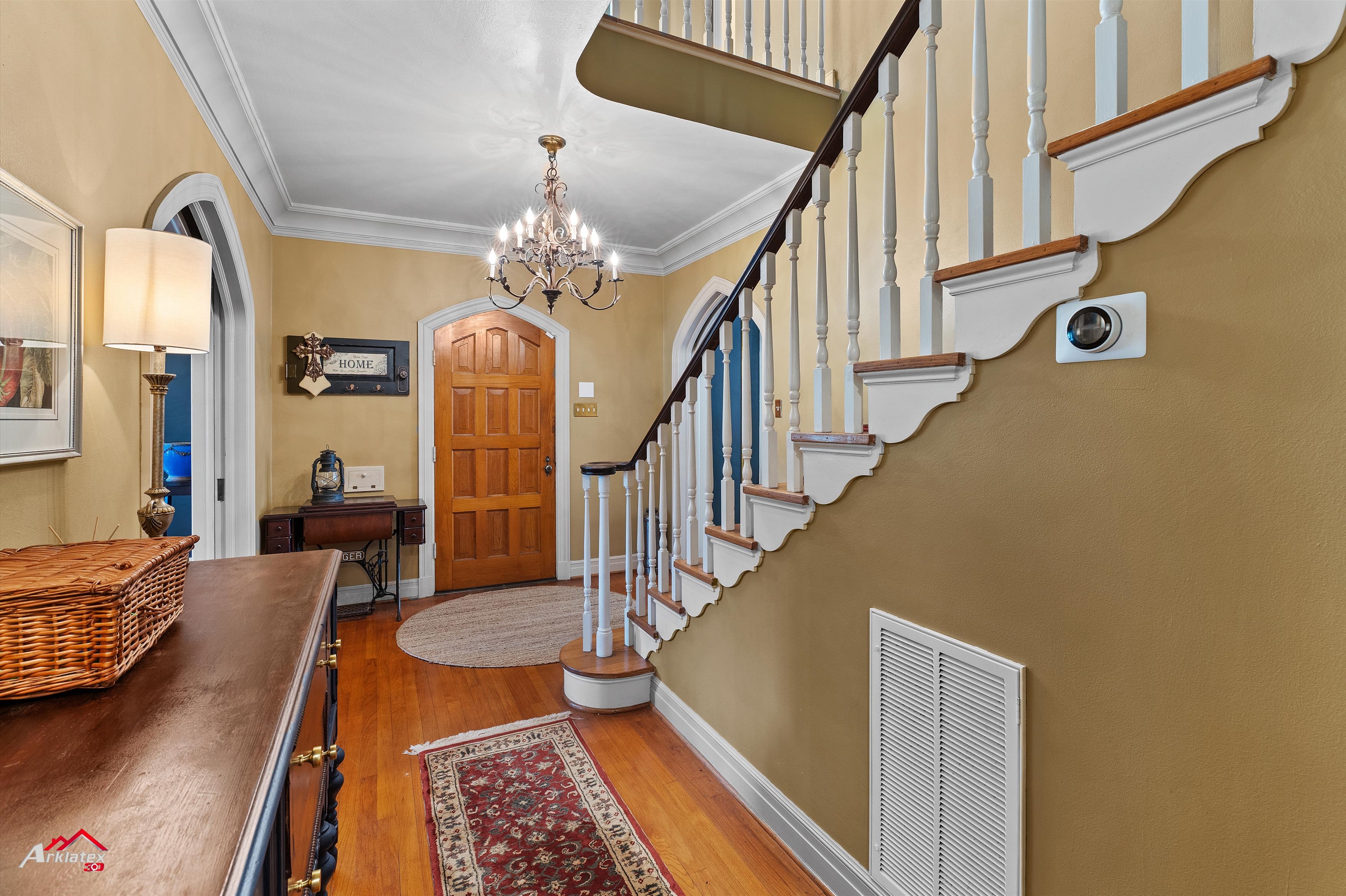 Henderson, Texas, 75654, United States, 3 Bedrooms Bedrooms, ,5 BathroomsBathrooms,Residential,For Sale,1930461