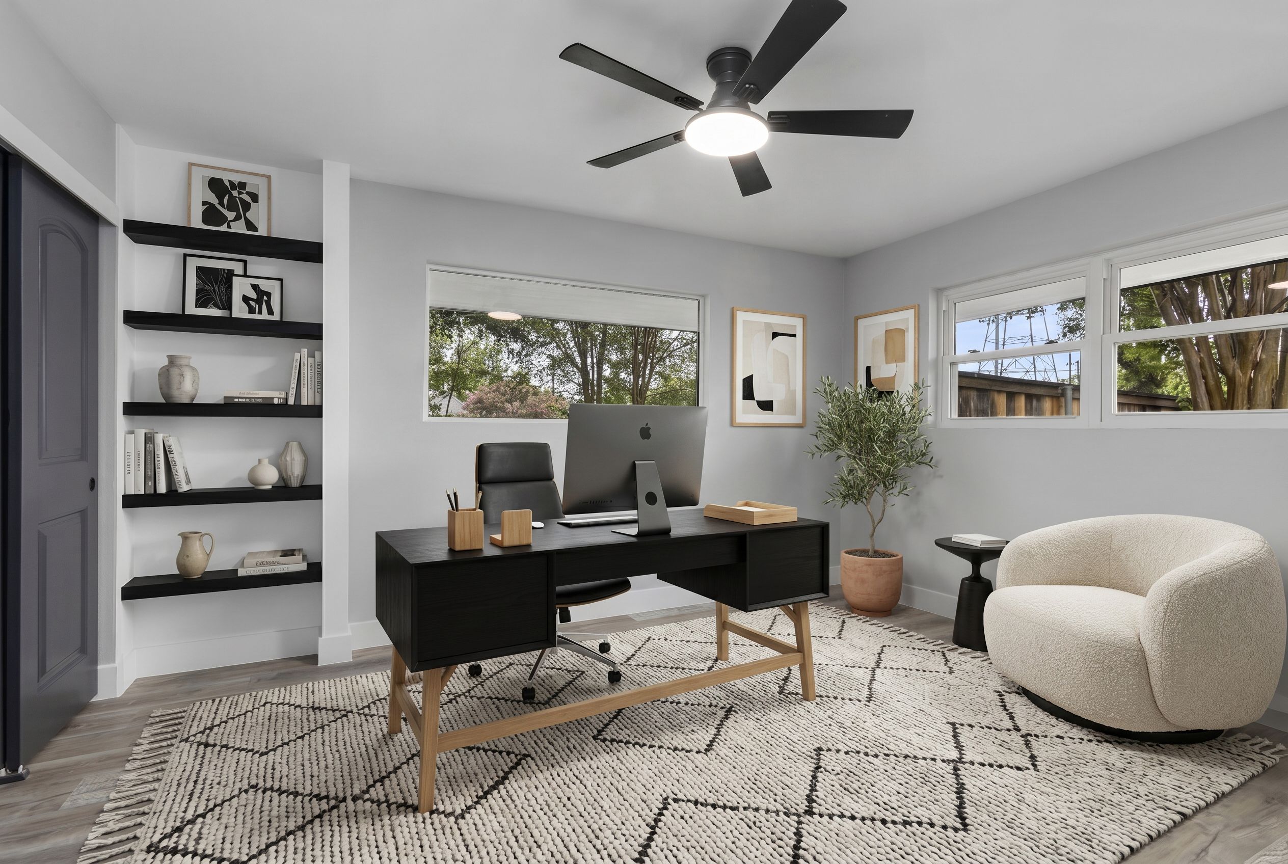  Fully Renovated Cul-de-Sac Living - 物件實景