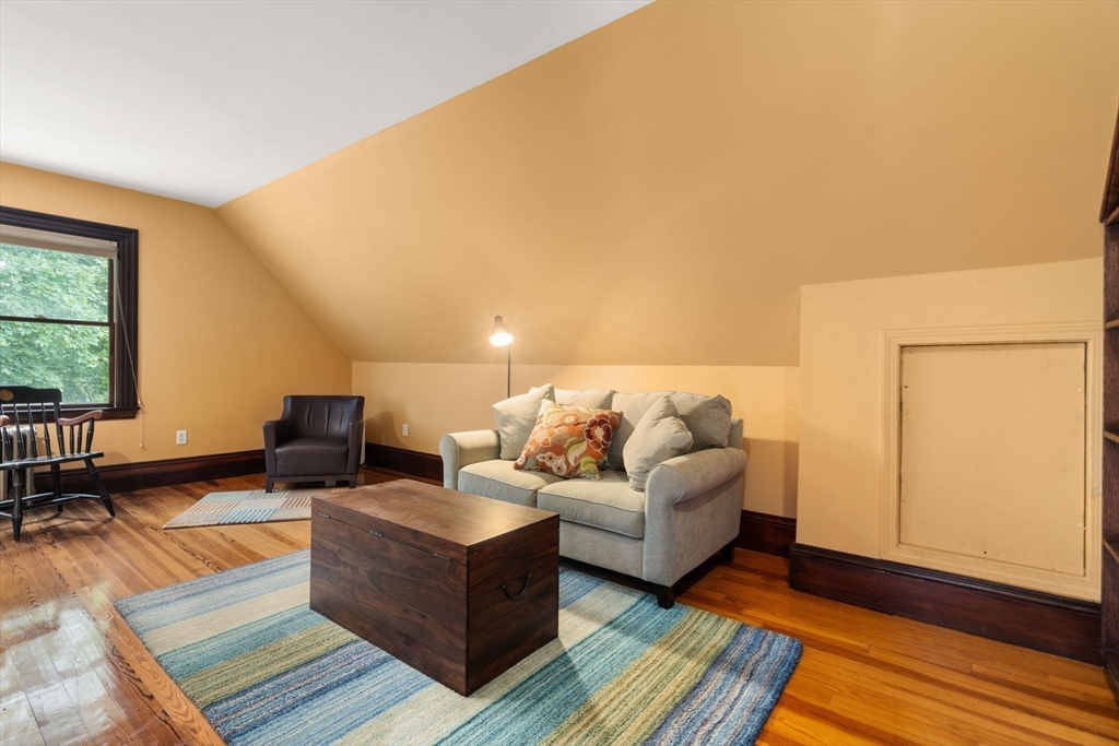 Boston, Massachusetts, 02130, United States, 6 Bedrooms Bedrooms, ,4 BathroomsBathrooms,Residential,For Sale,1890379