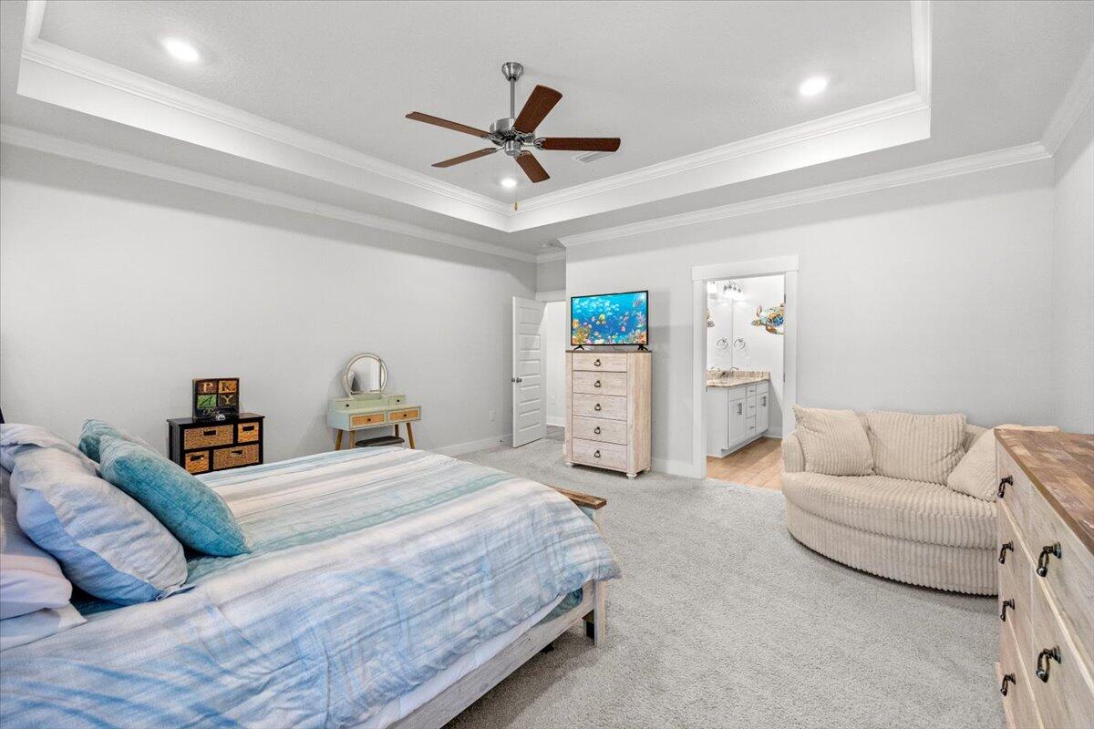 Gulf Breeze, Florida, 32563, United States, 4 Bedrooms Bedrooms, ,3 BathroomsBathrooms,Residential,For Sale,1933407