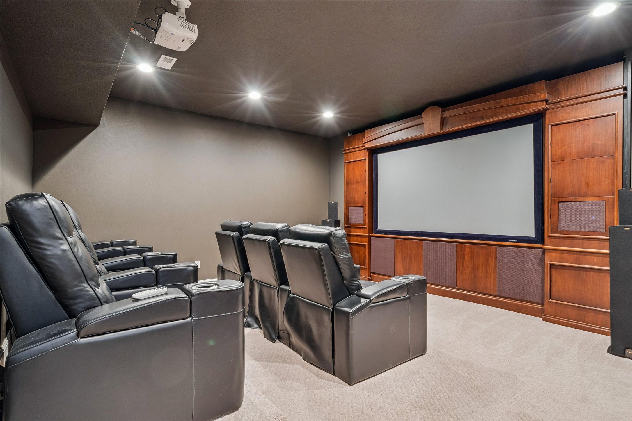 Polk City, Iowa, 50226, United States, 5 Bedrooms Bedrooms, ,5 BathroomsBathrooms,Residential,For Sale,1977083