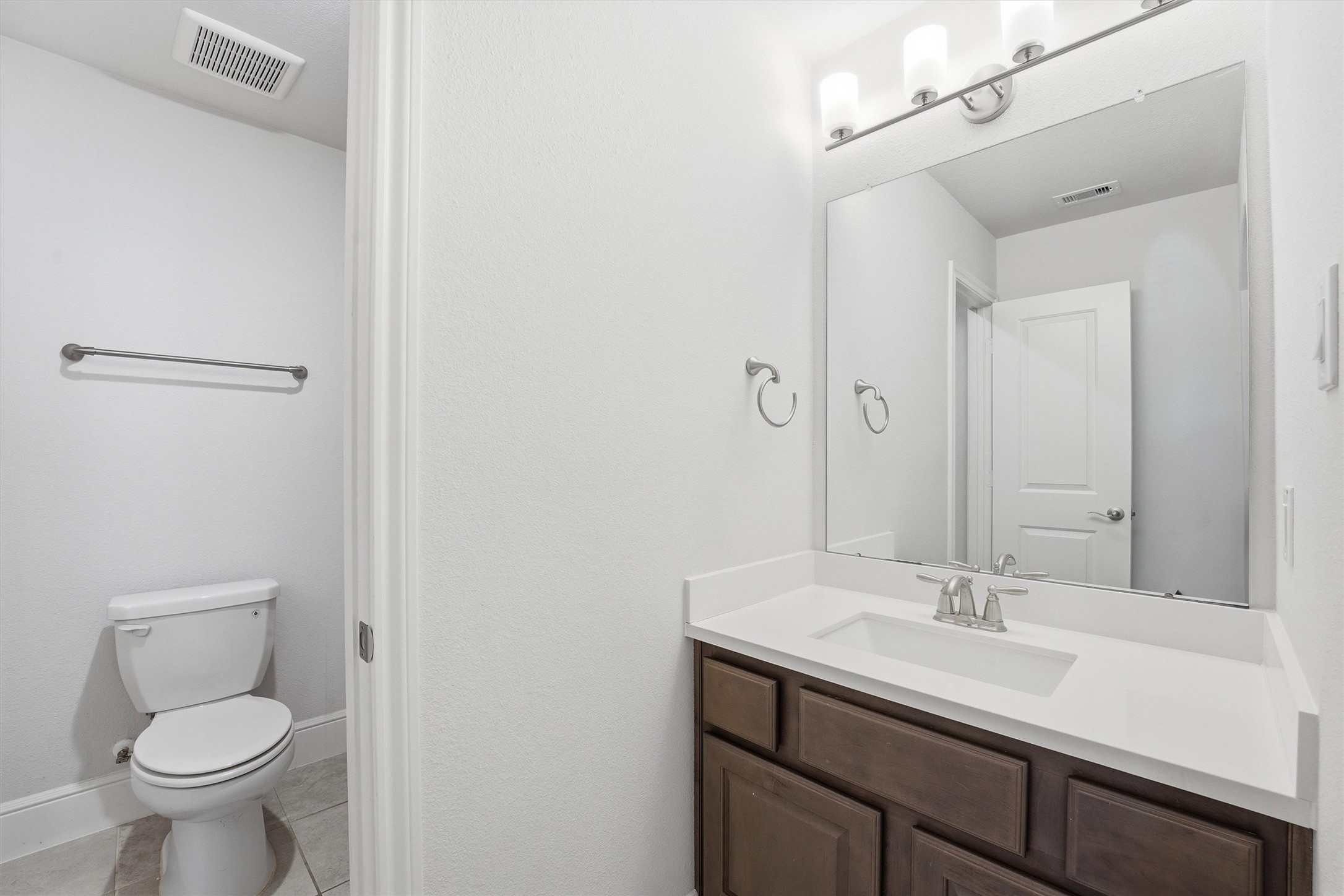  18011 Zagranski Cedar - 物件實景