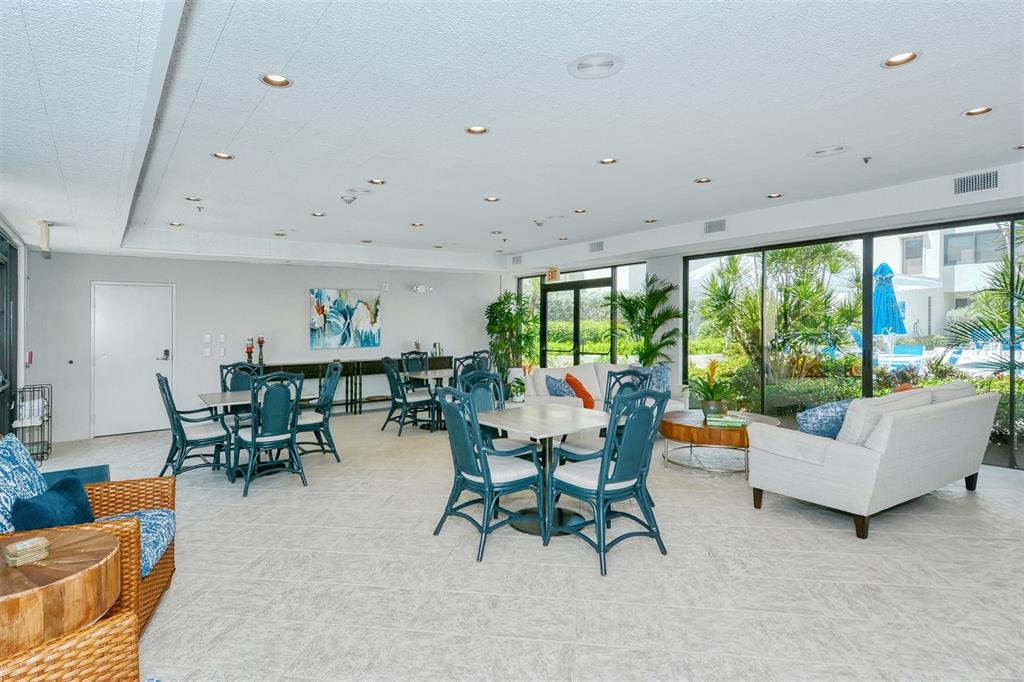 Longboat Key, Florida, 34228, United States, 2 Bedrooms Bedrooms, ,2 BathroomsBathrooms,Residential,For Sale,1989430