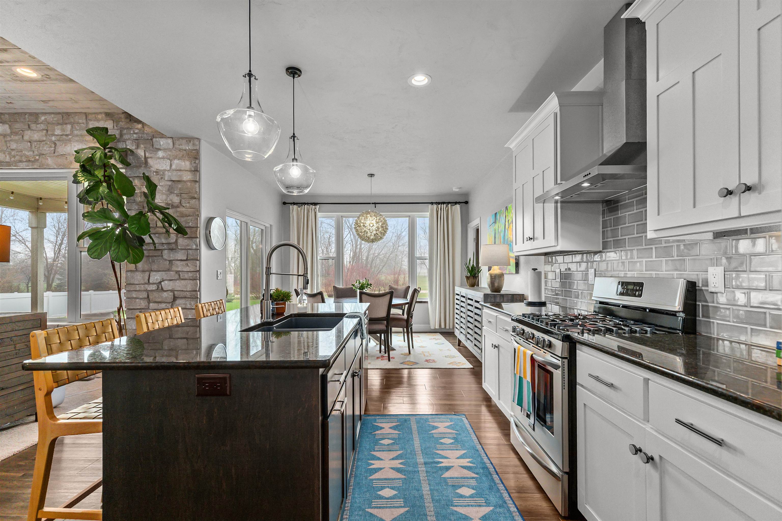 Greenville, Wisconsin, 54942-8126, United States, 6 Bedrooms Bedrooms, ,5 BathroomsBathrooms,Residential,For Sale,2040409