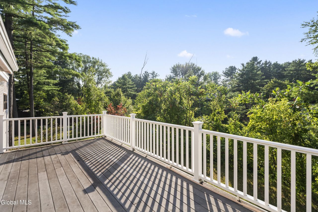 Niskayuna, New York, 12309, United States, 6 Bedrooms Bedrooms, ,4 BathroomsBathrooms,Residential,For Sale,1906999
