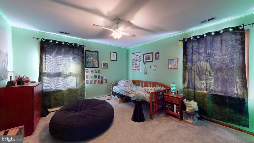 Lumberton, New Jersey, 08048, United States, 5 Bedrooms Bedrooms, ,4 BathroomsBathrooms,Residential,For Sale,2030815