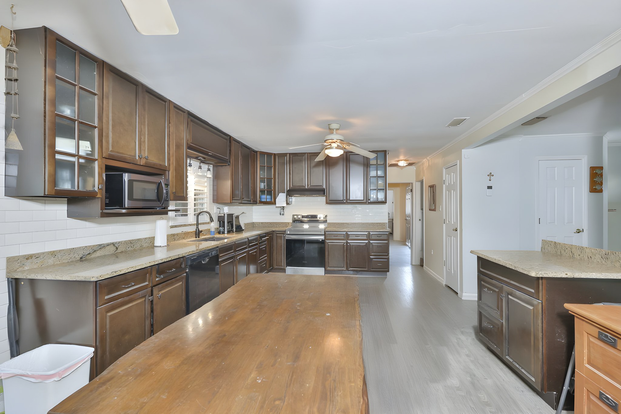 Wimauma, Florida, 33598, United States, 3 Bedrooms Bedrooms, ,2 BathroomsBathrooms,Residential,For Sale,2048380