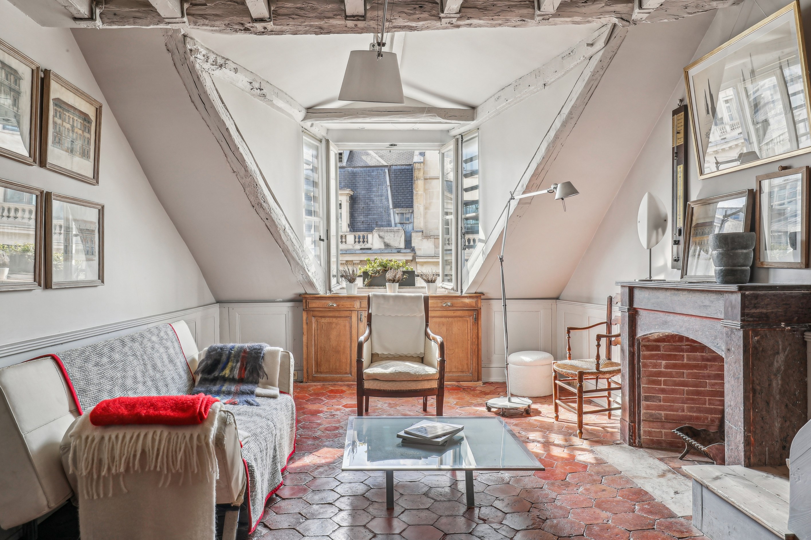  Charming pied-a-terre on the Avenue Matignon - 物件實景