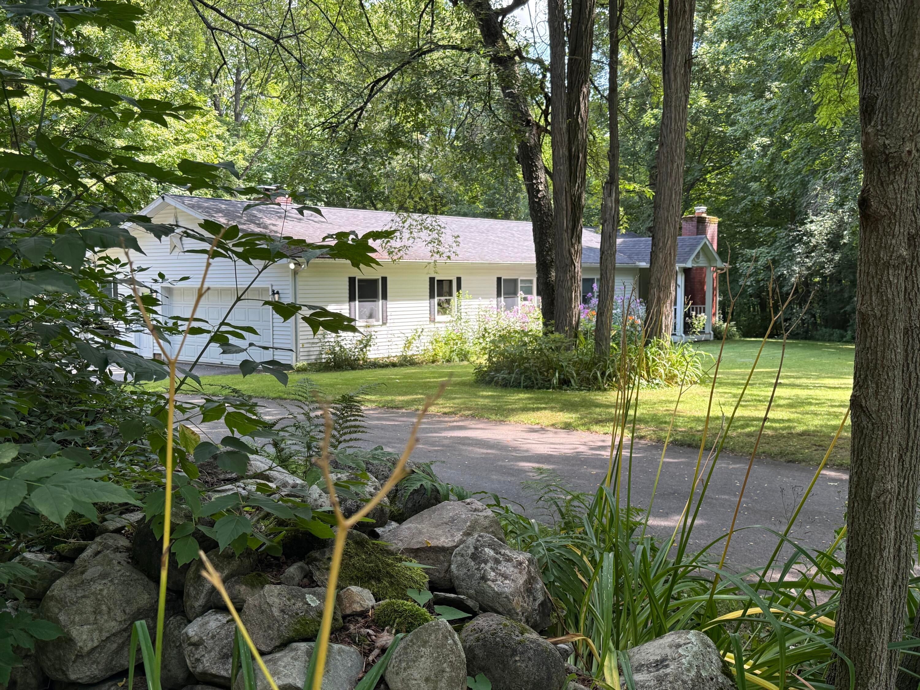 West Chazy, New York, 12992, United States, 3 Bedrooms Bedrooms, ,3 BathroomsBathrooms,Residential,For Sale,1906231