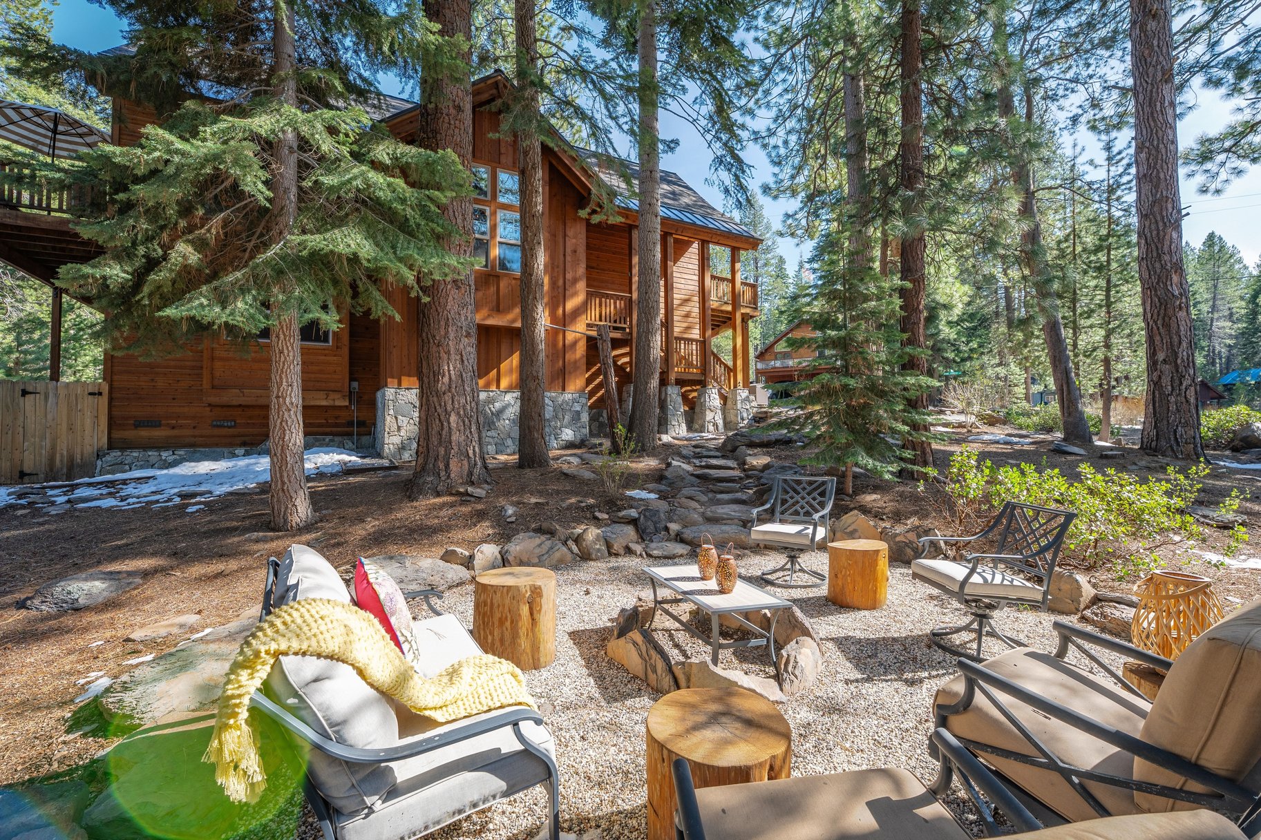  Custom Home in Prosser Lakeview with Lake and Forest Access - 物件實景