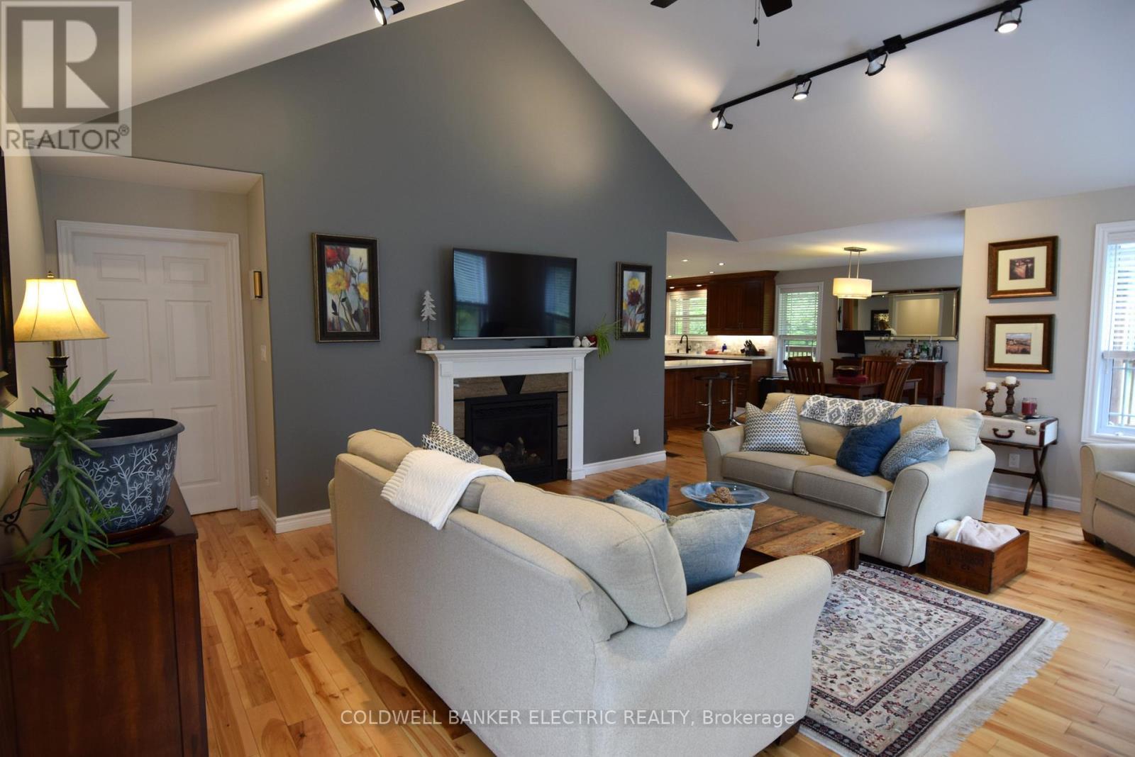 TRENT HILLS, Ontario, L7J 2L7, CA, 4 Bedrooms Bedrooms, ,3 BathroomsBathrooms,Residential,For Sale,1948010