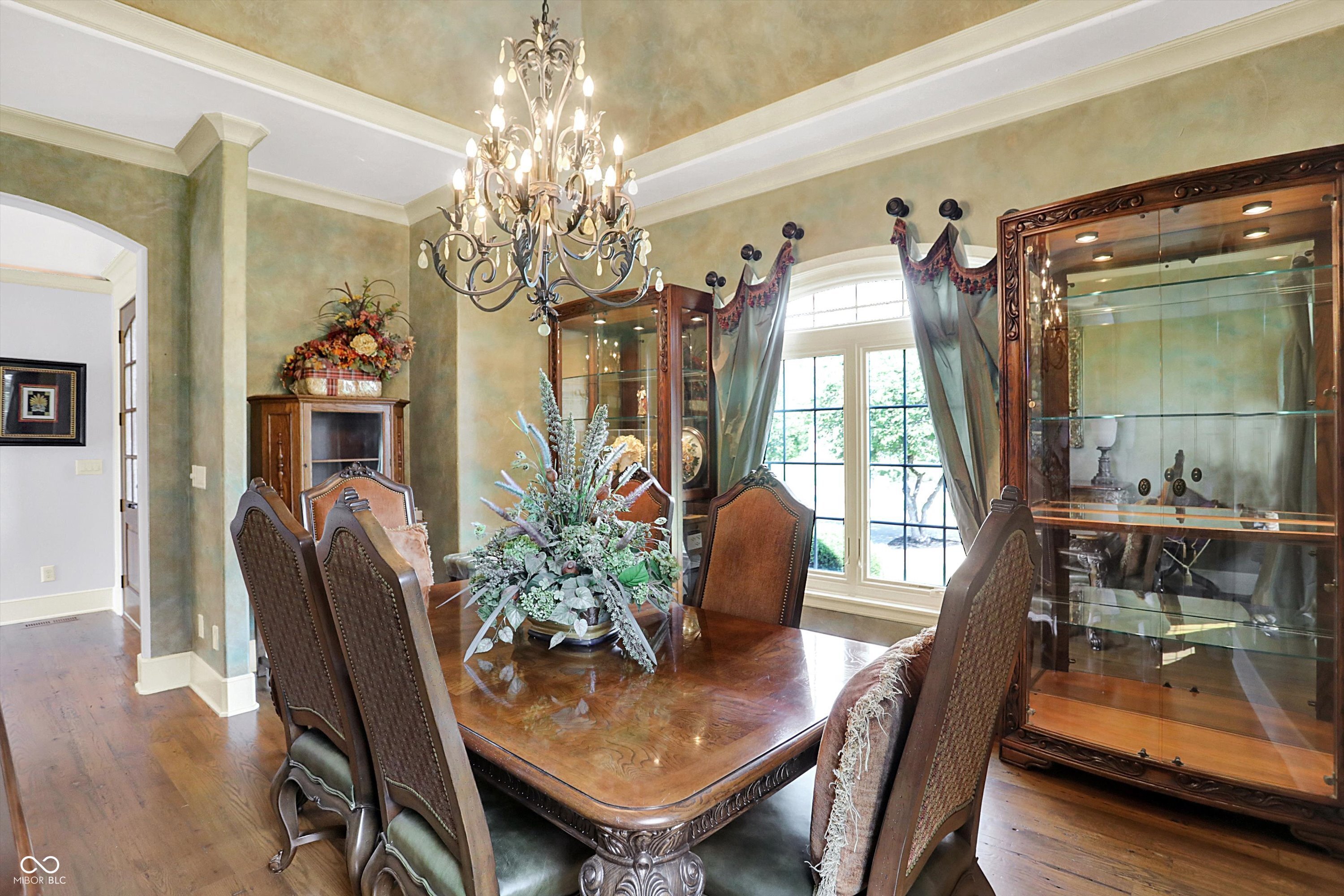 Zionsville, Indiana, 46077, United States, 4 Bedrooms Bedrooms, ,6 BathroomsBathrooms,Residential,For Sale,1978163