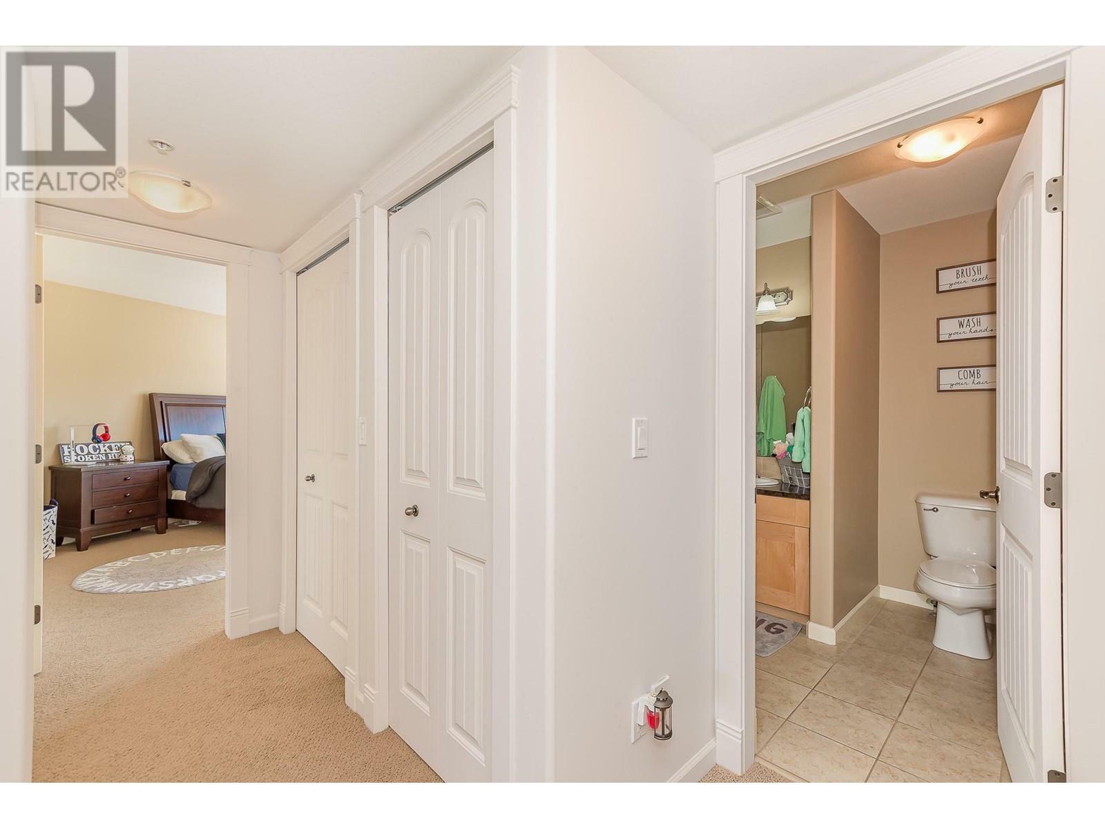 SICAMOUS, British Columbia, V0E 2V1, CA, 4 Bedrooms Bedrooms, ,2 BathroomsBathrooms,Residential,For Sale,1839055