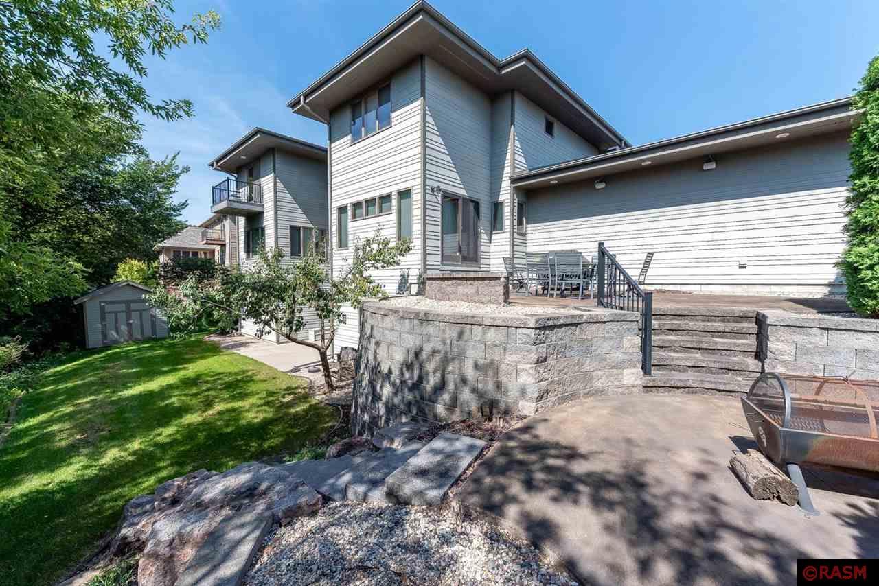 Mankato, Minnesota, 56001, United States, 5 Bedrooms Bedrooms, ,3 BathroomsBathrooms,Residential,For Sale,1976470