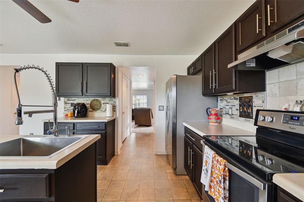 Land O Lakes, Florida, 34638, United States, 4 Bedrooms Bedrooms, ,4 BathroomsBathrooms,Residential,For Sale,1921134