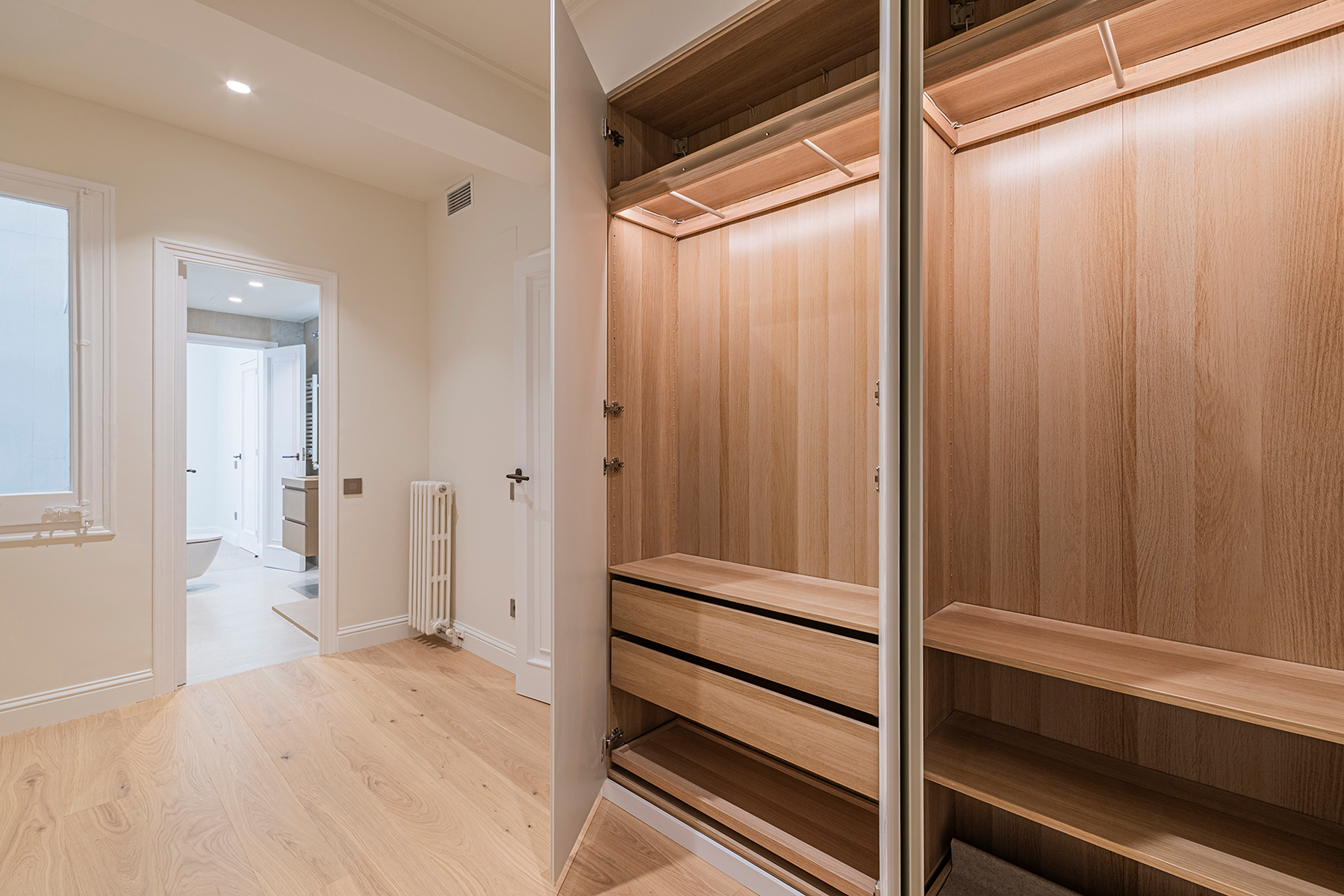  Beautiful brand-new flat next to Consell de Cent - 物件實景