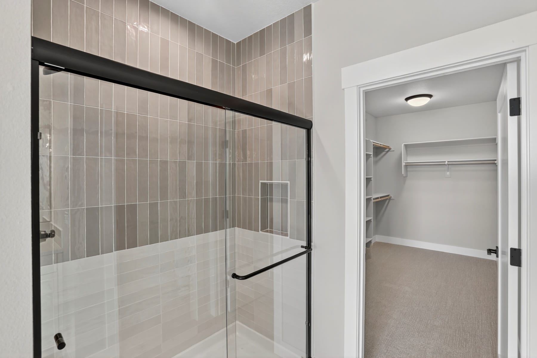  12188 SW Autumnview ST Tigard, OR 97224 - 物件實景