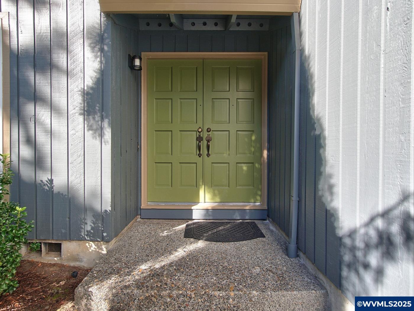 Portland, Oregon, 97229, United States, 4 Bedrooms Bedrooms, ,3 BathroomsBathrooms,Residential,For Sale,1958422