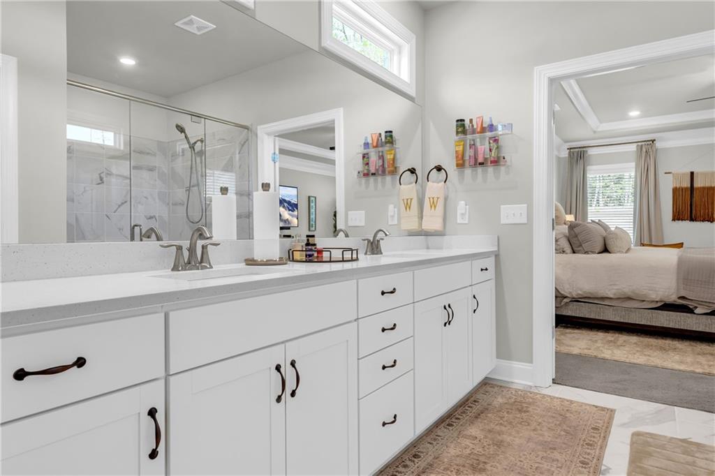 Villa Rica, Georgia, 30180, United States, 5 Bedrooms Bedrooms, ,4 BathroomsBathrooms,Residential,For Sale,1983634