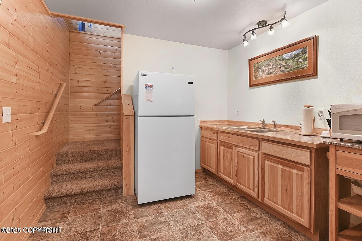 Soldotna, Alaska, 99669, United States, 6 Bedrooms Bedrooms, ,3 BathroomsBathrooms,Residential,For Sale,1984218