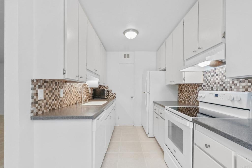 San Diego, California, 92115, United States, 2 Bedrooms Bedrooms, ,2 BathroomsBathrooms,Residential,For Sale,1948000