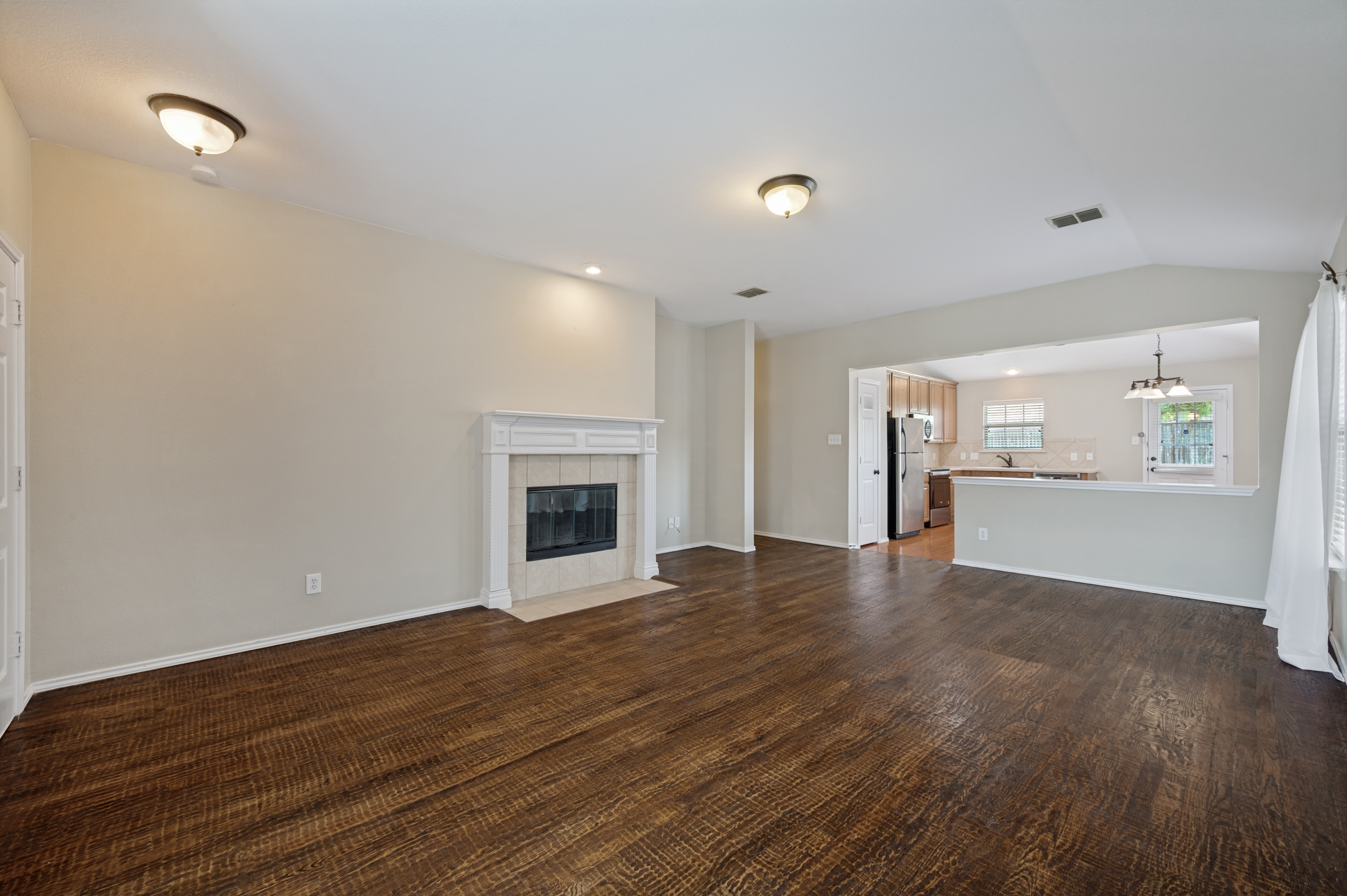  2677 Calmwater Drive, Little Elm, TX - 物件實景