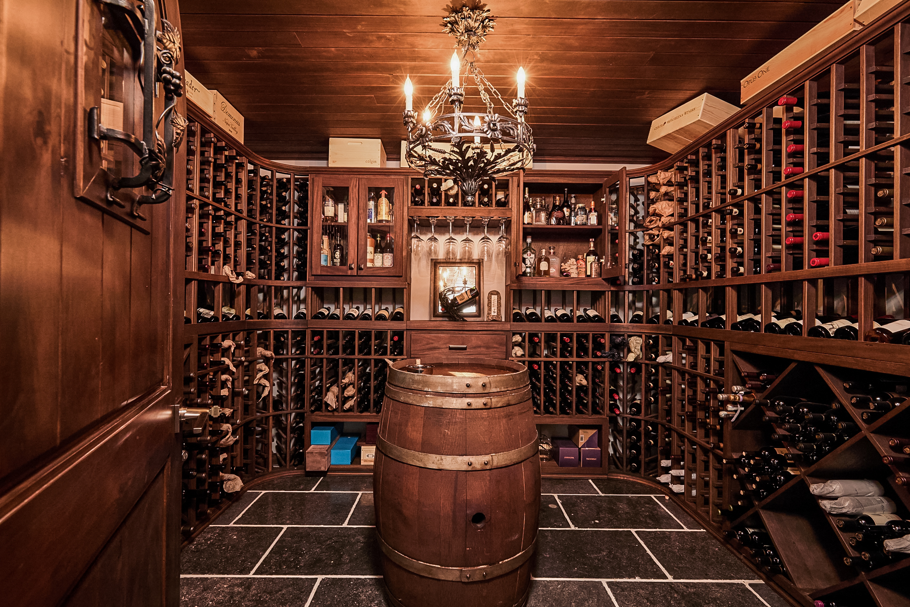  Sophisticated Architecture and Bucolic Charm - 物件實景