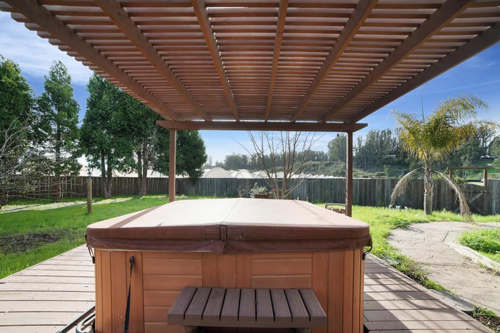 Watsonville, California, 95076, United States, 4 Bedrooms Bedrooms, ,3 BathroomsBathrooms,Residential,For Sale,1982776