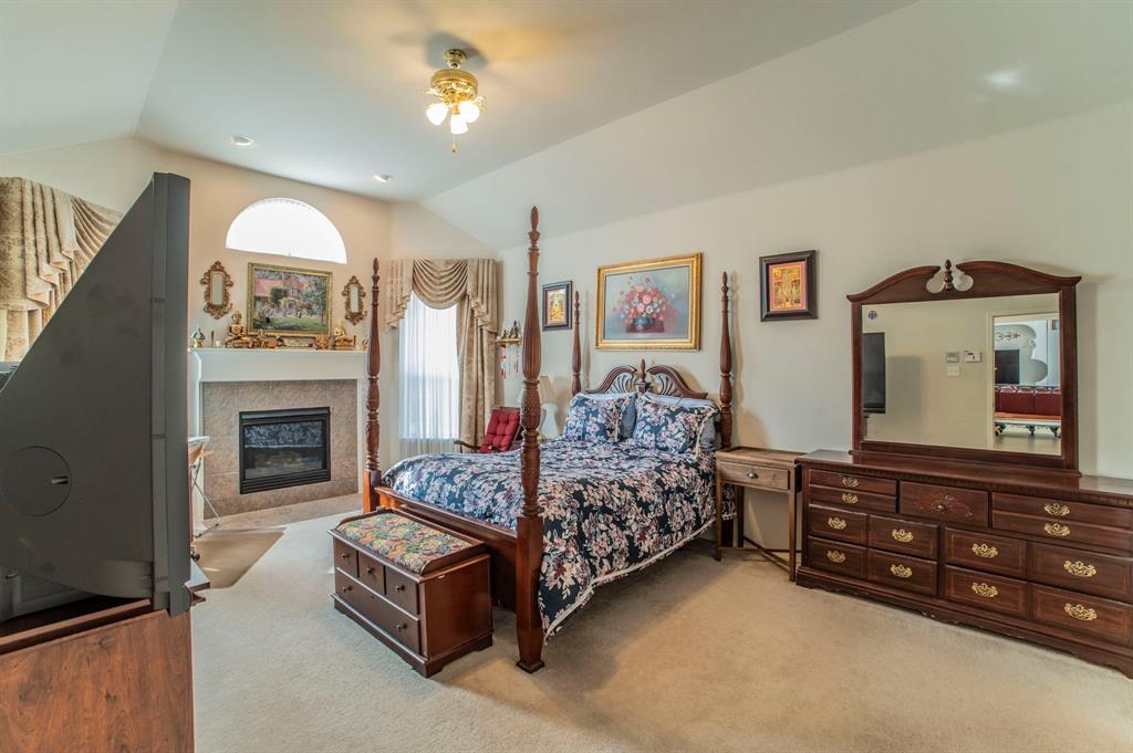 Grand Prairie, Texas, 75052, United States, 4 Bedrooms Bedrooms, ,4 BathroomsBathrooms,Residential,For Sale,2005863