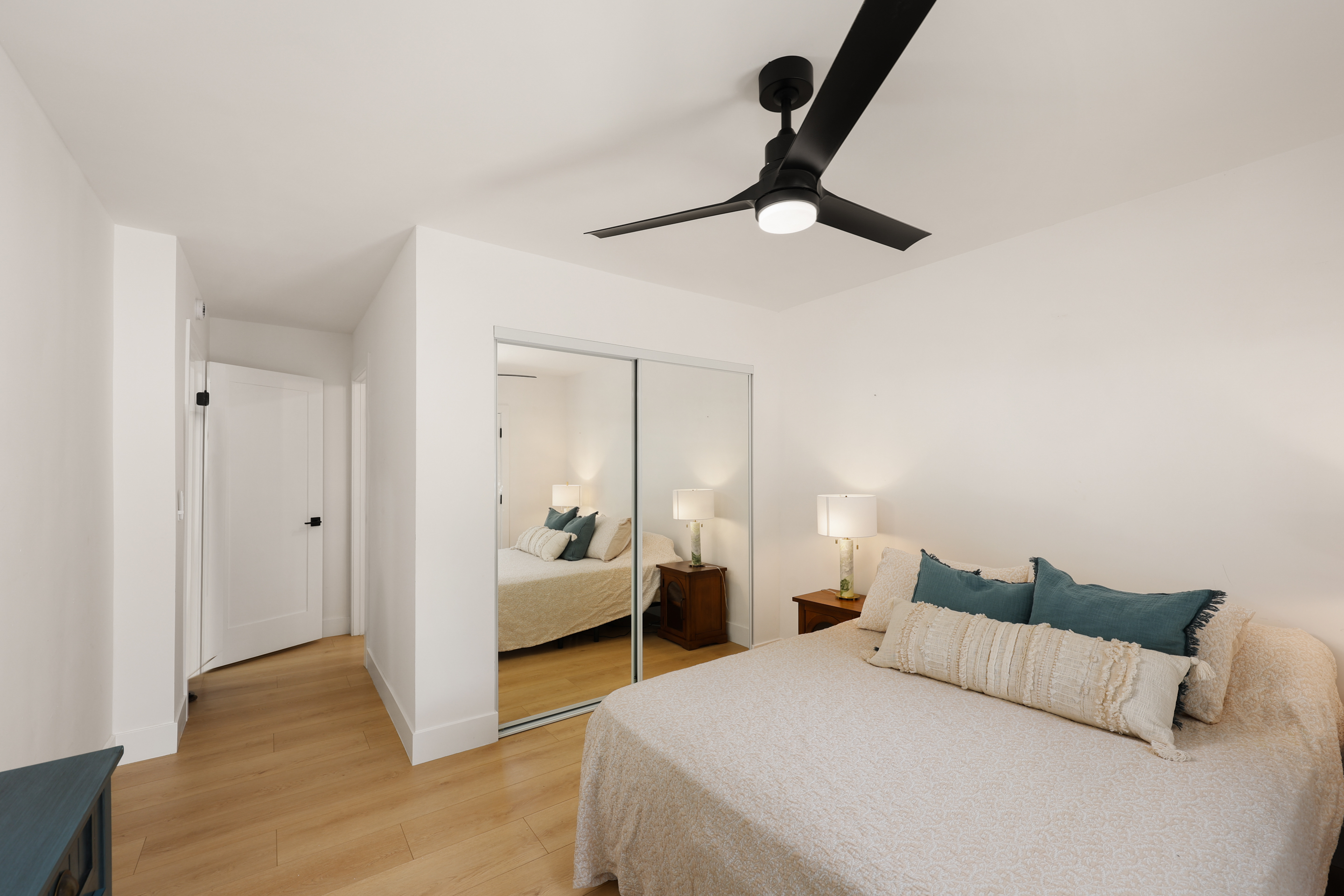  4542 Milton Street, San Diego, CA 92110 - 物件實景