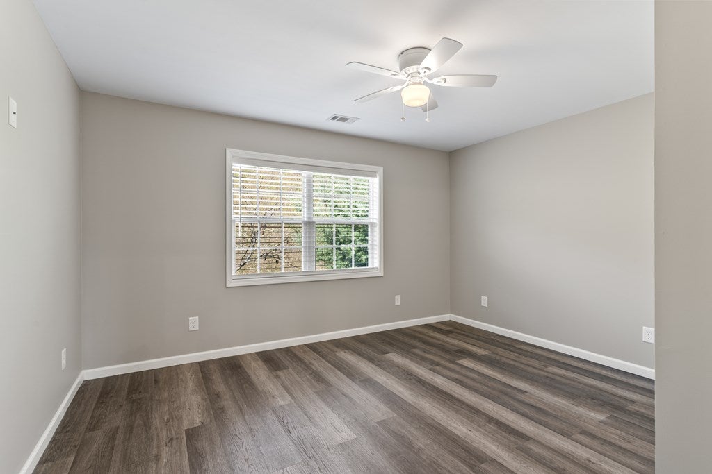 Blue Ridge, Georgia, 30513, United States, 3 Bedrooms Bedrooms, ,2 BathroomsBathrooms,Residential,For Sale,1987936