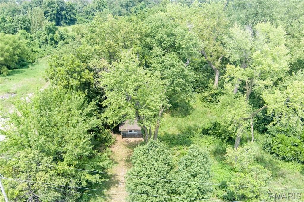 Edwardsville, Illinois, 62025, United States, 5 Bedrooms Bedrooms, ,4 BathroomsBathrooms,Residential,For Sale,1975622