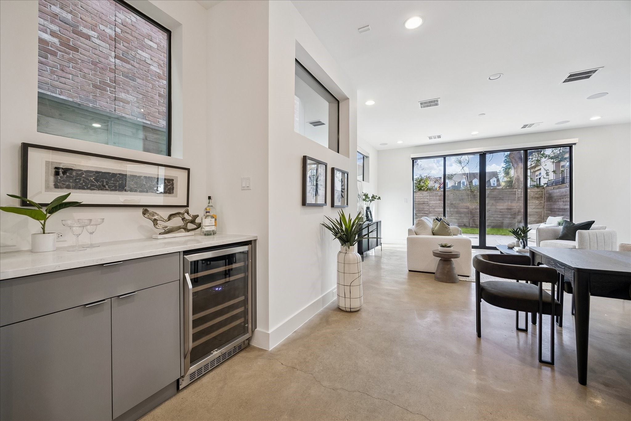  2147 Harold Street - 物件實景