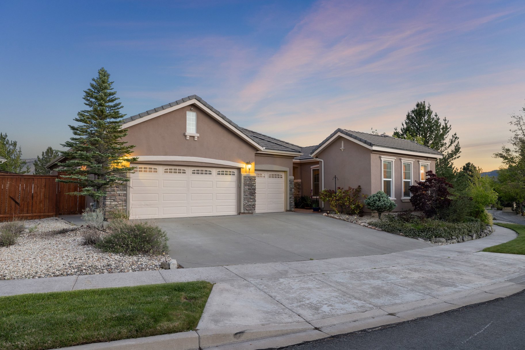  Sierra Canyon’s Largest Floor Plan with Sweeping Mountain & Sunset Views - 物件實景