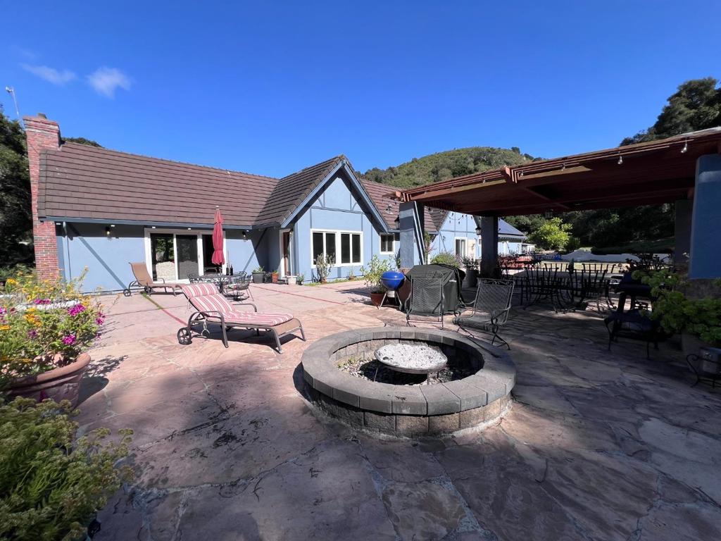 Aromas, California, 95004, United States, 3 Bedrooms Bedrooms, ,3 BathroomsBathrooms,Residential,For Sale,2048722