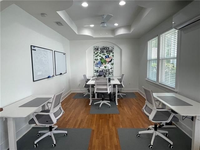 New Orleans, Louisiana, 70124, United States, 3 Bedrooms Bedrooms, ,3 BathroomsBathrooms,Residential,For Sale,1938045
