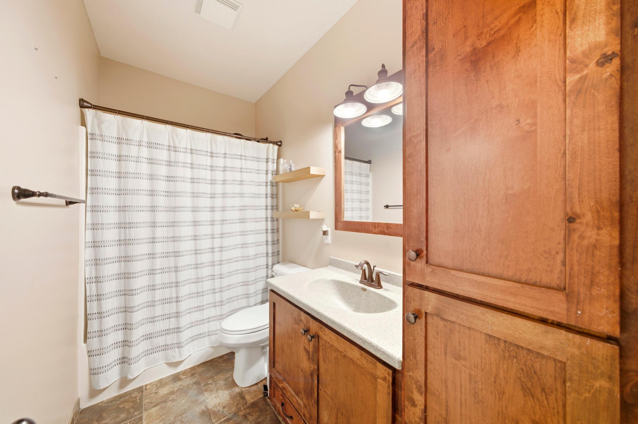 Cambridge, Minnesota, 55008, United States, 4 Bedrooms Bedrooms, ,1 BathroomBathrooms,Residential,For Sale,1963119