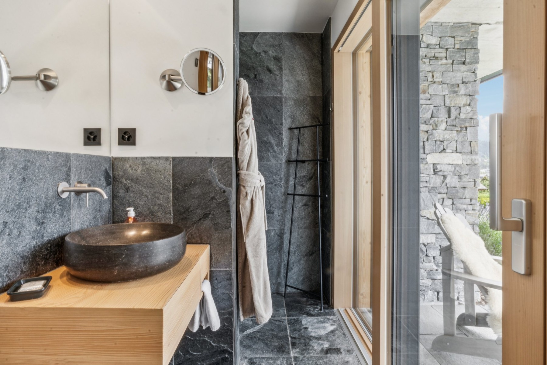 Alpine Excellence: A Luxury Chalet in Villars-sur-Ollon - 物件實景